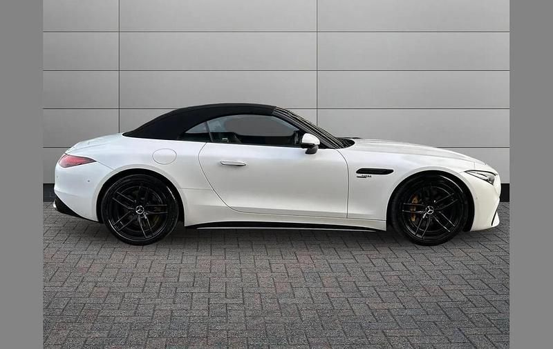 Used Mercedes SL43 AMG Premium Plus 381 HP (280 kW) 2023 White Cabriolet