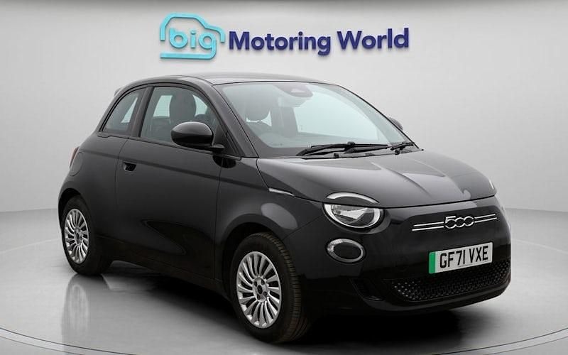 Used 2023 Fiat 500e Action Hatchback | £9,000 (Fair price) - Image 1/4