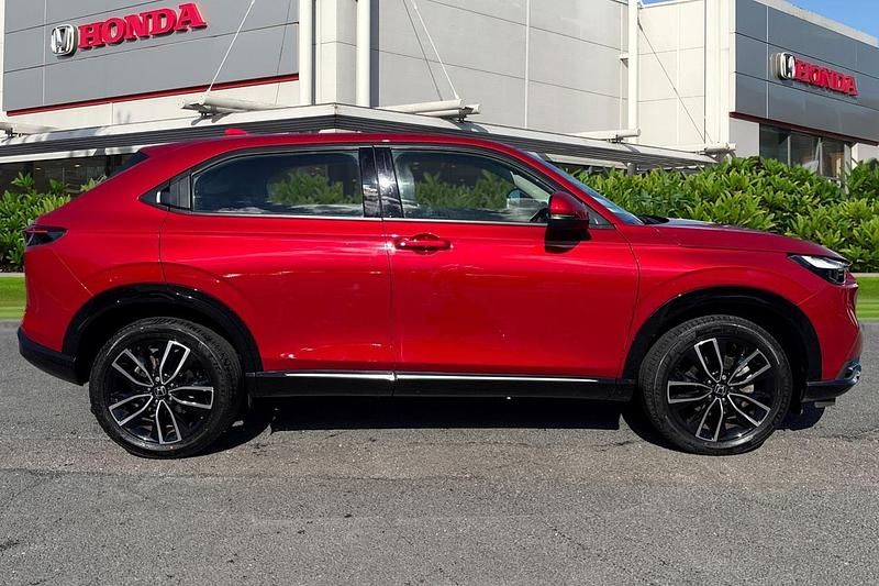 Used Honda HR-V Advance 2023 Red SUV