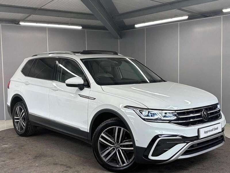White Used 2024 VW Tiguan Allspace Elegance SUV | £35,795 (Expensive) - Image 1/4