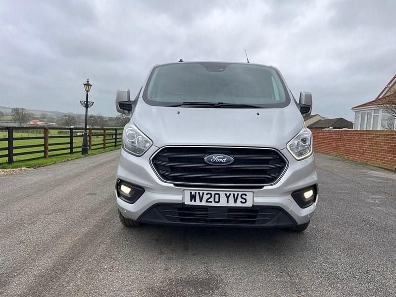 Used Ford Transit Custom Limited 170 HP (125 kW) 2020 Silver Van