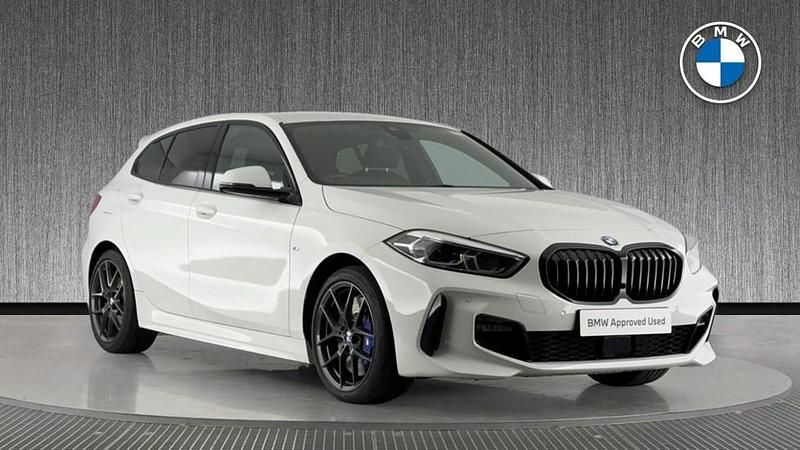 White Used 2022 BMW 118 M Sport Hatchback | £23,105 (Fair price) - Image 1/4