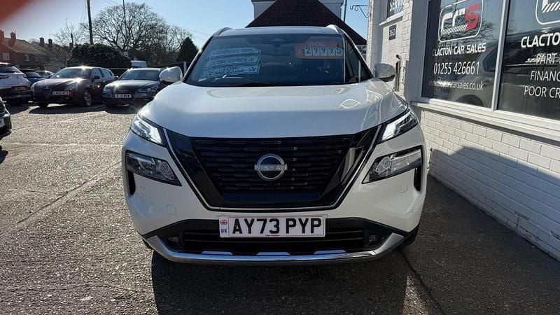 Used Nissan X-Trail Tekna 213 HP (156 kW) 2024 White SUV