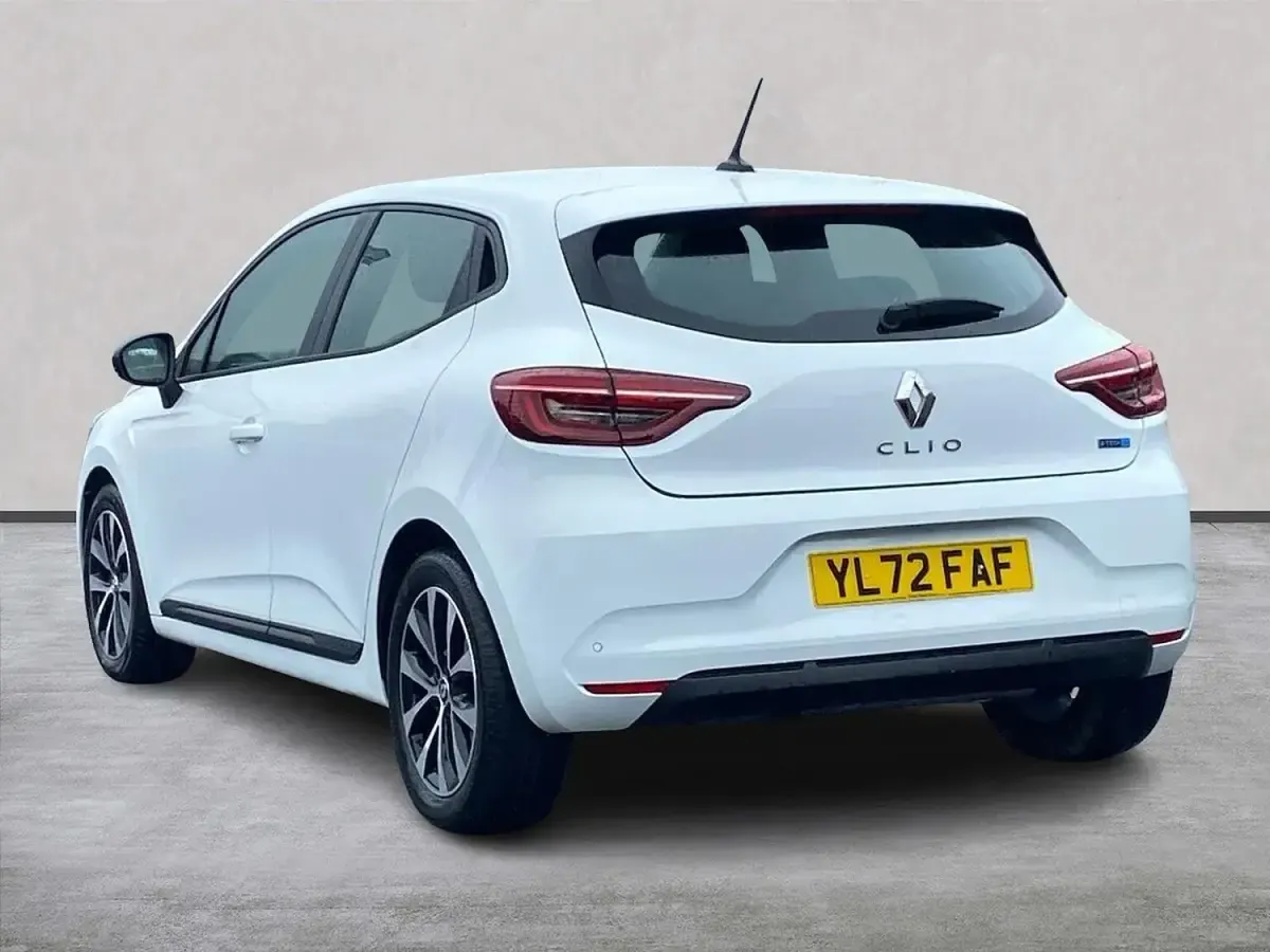 Gebraucht Renault Clio V Evolution 145 PS (106 kW) 2023 Weiß Kleinwagen