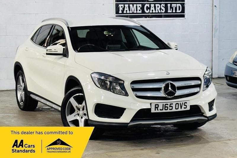 Used Mercedes GLA200 AMG line 2015 White SUV