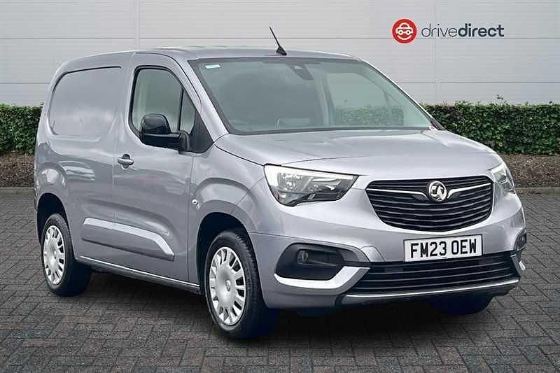 Used Vauxhall Combo 100 HP (73 kW) 2023 Grey MPV