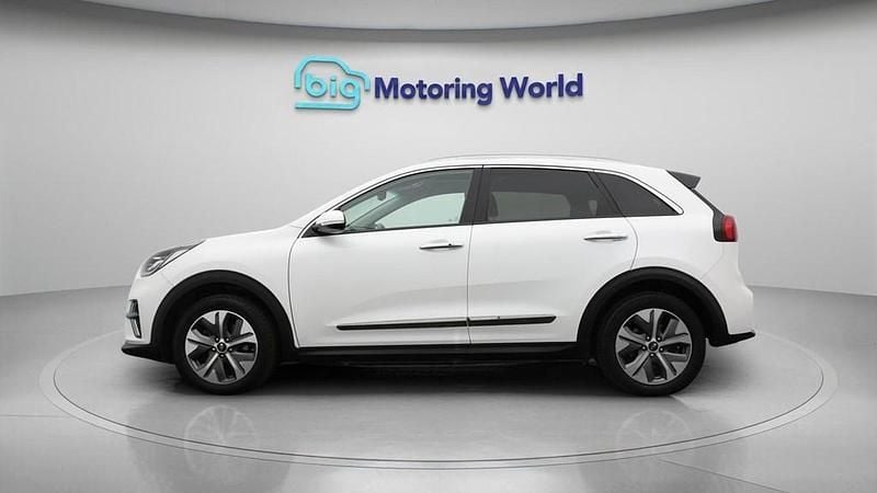 Used Kia e-Niro 147 kW (201 HP) 2022 SUV