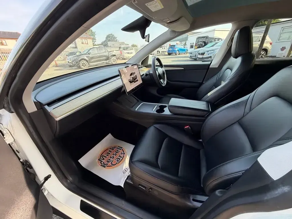 Used Tesla Model Y RWD 254 kW (346 HP) 2023 White SUV