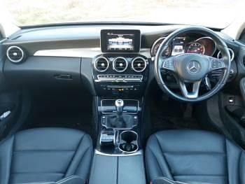 Usado Mercedes C200 184 HP (135 kW) 2015 Prateado Sedan