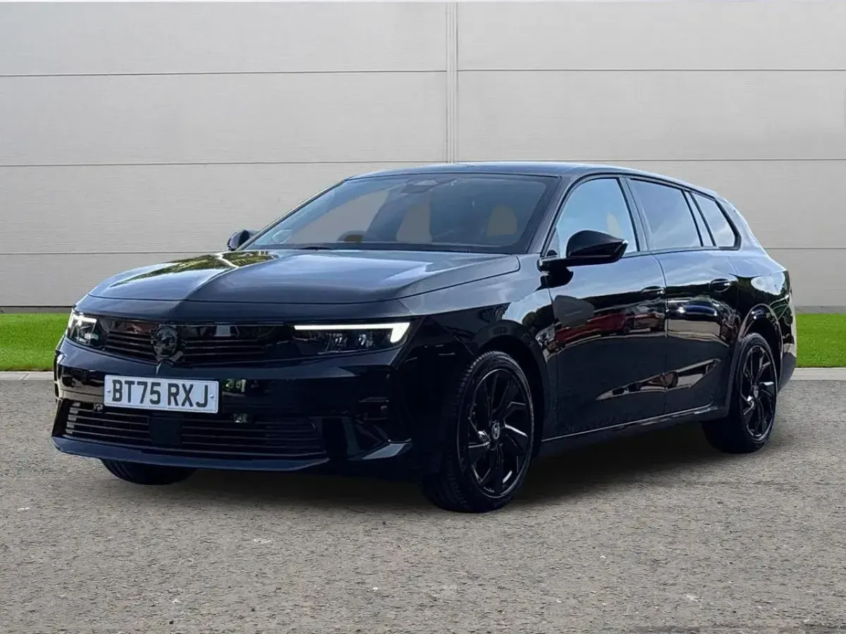 Used Vauxhall Astra S 128 HP (94 kW) 2025 Black Estate