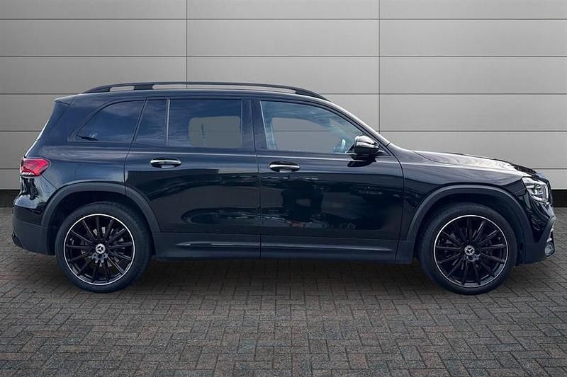 Used Mercedes GLB200 AMG Line Premium Plus 163 HP (119 kW) 2023 Cosmos black SUV