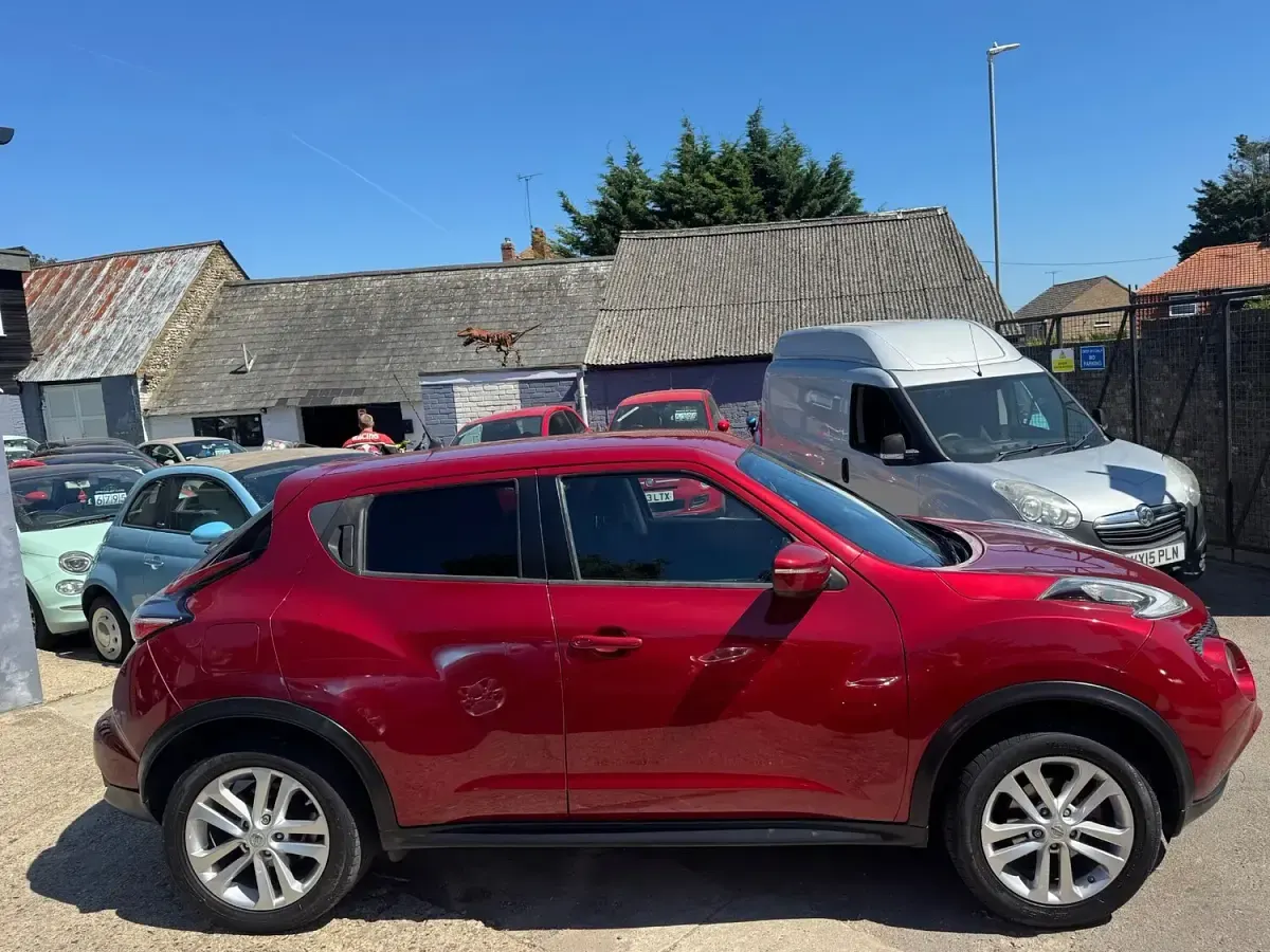 Used Nissan Juke Acenta 2015 Red SUV