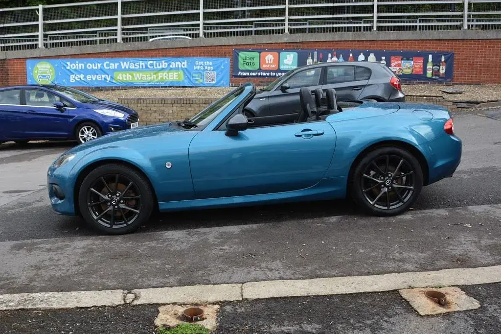 Used Mazda MX5 Inclusive 160 HP (117 kW) 2013 Blue Cabriolet