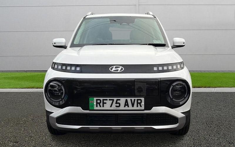 New Hyundai Inster 85 kW (116 HP) 2025 White Hatchback