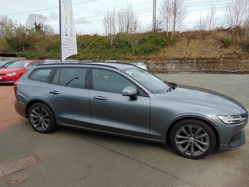 Used Volvo V60 Momentum 2021 Grey Estate