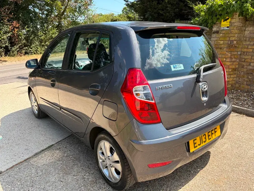 Used Hyundai i10 Style 2013 Grey Hatchback