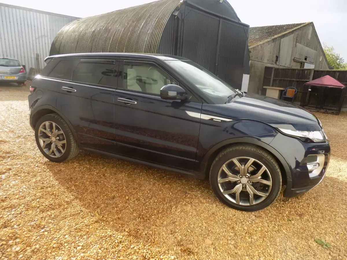 Używany Land Rover Range Rover evoque Autobiography 2015 Niebieski Kombi