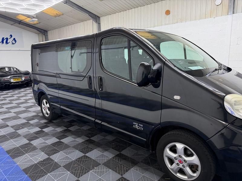 Used Renault Trafic 2009 Black MPV