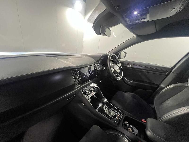 Used Skoda Kodiaq SportLine 110 HP (80 kW) 2023 Black magic pearl effect SUV