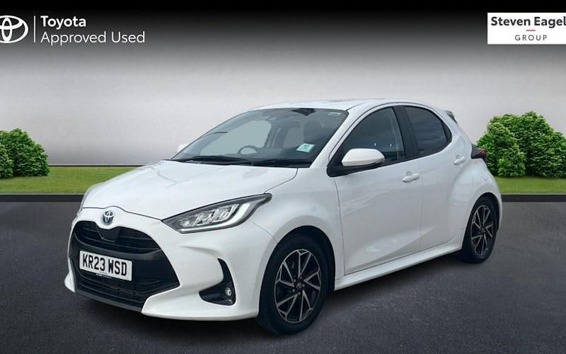 Used Toyota Yaris Hybrid Design 116 HP (85 kW) 2026 Hatchback