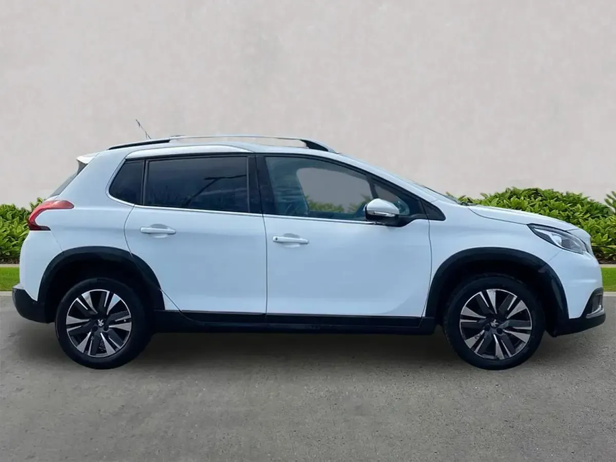 Used Peugeot 2008 Allure Premium 82 HP (60 kW) 2019 White SUV