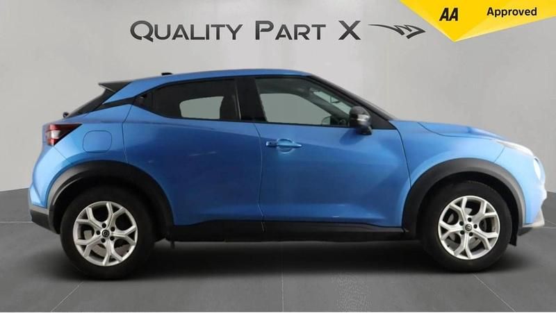 Used Nissan Juke N-Connecta 2021 Blue SUV