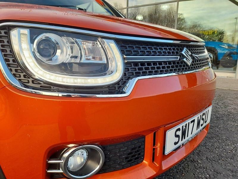 Used Suzuki Ignis SZ5 90 HP (66 kW) 2017 Orange/black Hatchback