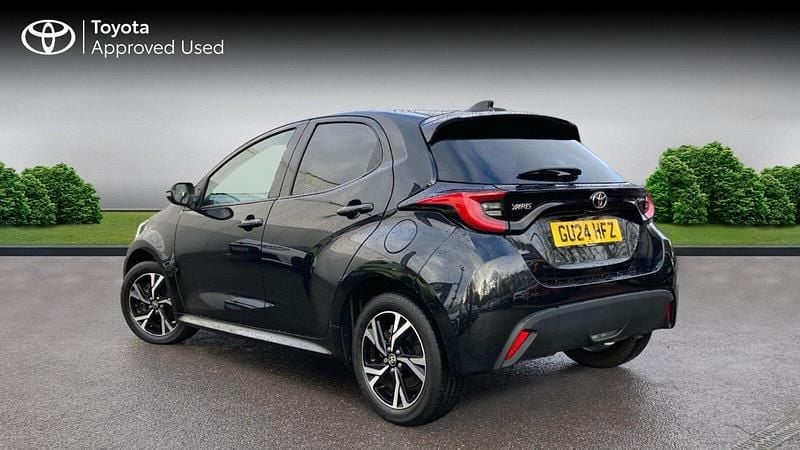 Used Toyota Yaris Hybrid Design 116 HP (85 kW) 2024 Eclipse black