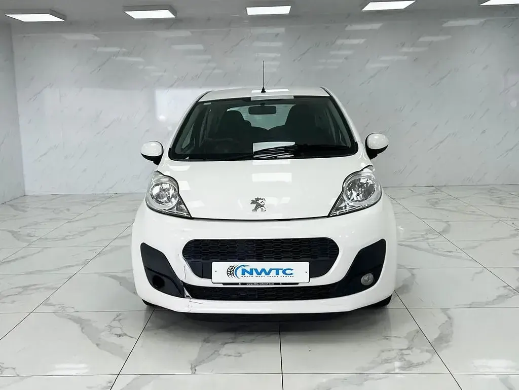 Second-hand Peugeot 107 Active 68 CP (50 kW) 2014 Alb Hatchback