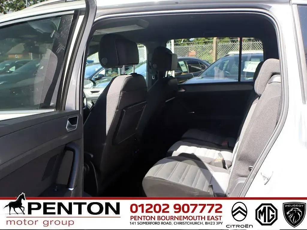 Used VW Touran R-line 150 HP (110 kW) 2022 Silver MPV