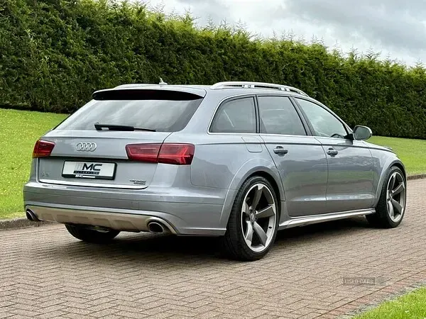 Used Audi A6 Allroad 272 HP (200 kW) 2015 Grey Estate