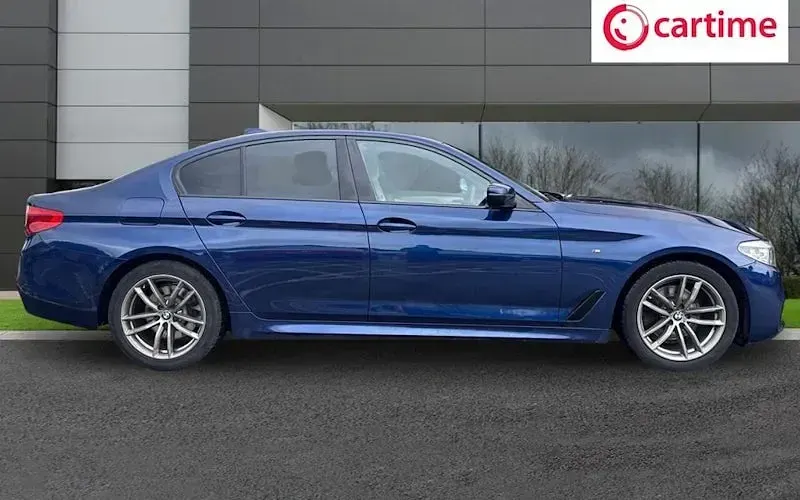 Used BMW 520 M Sport 184 HP (135 kW) 2020 Blue Sedan