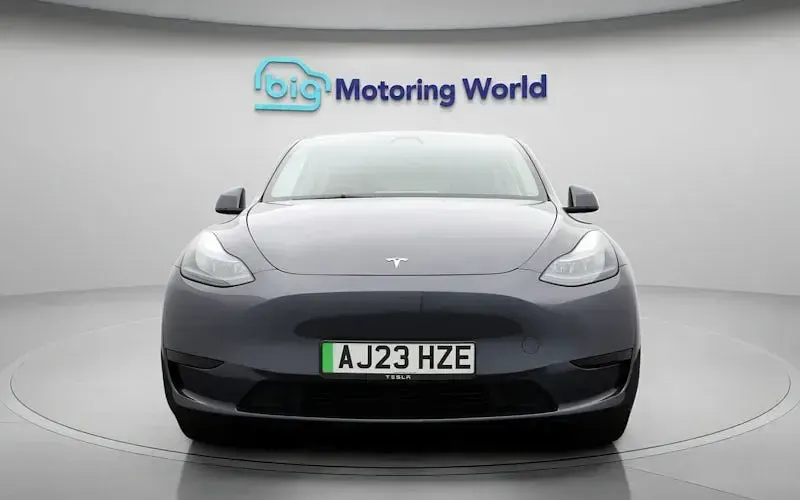 Used Tesla Model Y Standard Range 254 kW (346 HP) 2023 Grey SUV