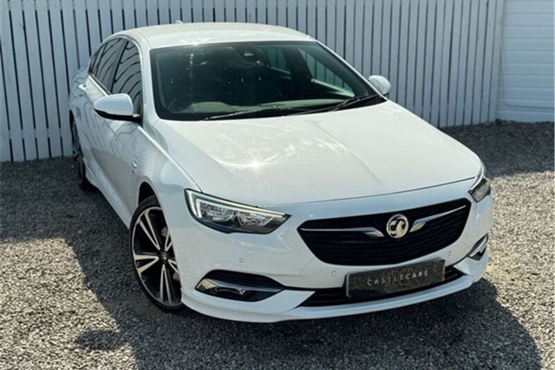 White Used 2018 Vauxhall Insignia Sport Hatchback | £7,995 (Good price) - Image 1/4