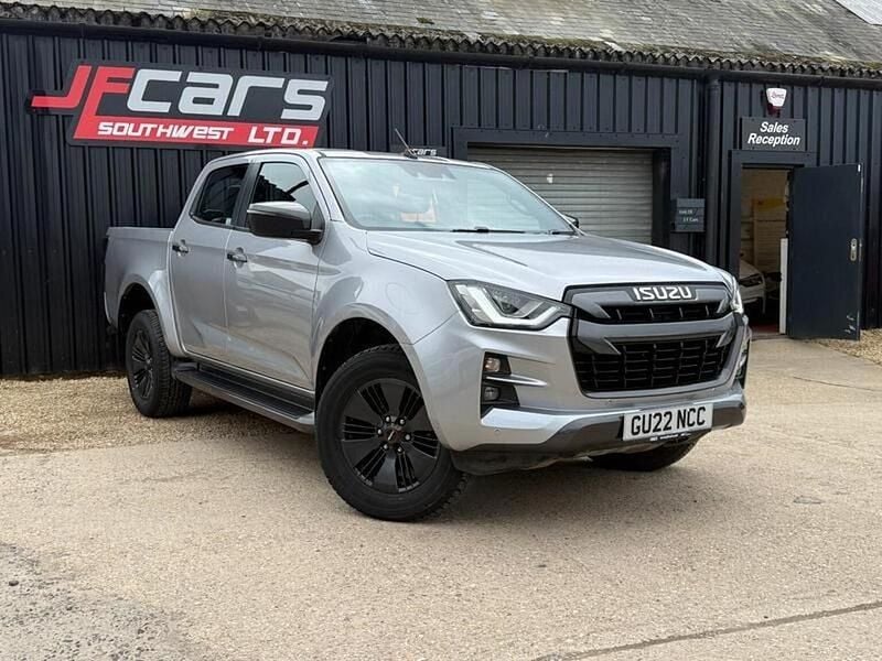 Used Isuzu D-Max 163 HP (119 kW) 2022 Silver Pickup