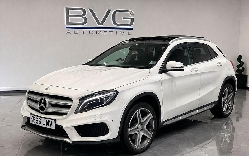 Used Mercedes GLA220 AMG line 177 HP (130 kW) 2016 White SUV