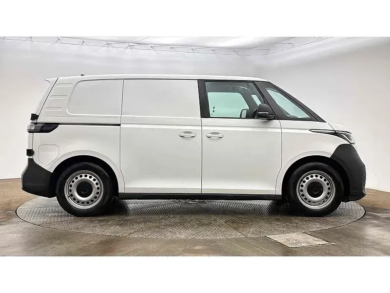 Used VW ID. Buzz 210 kW (286 HP) 2024 White MPV