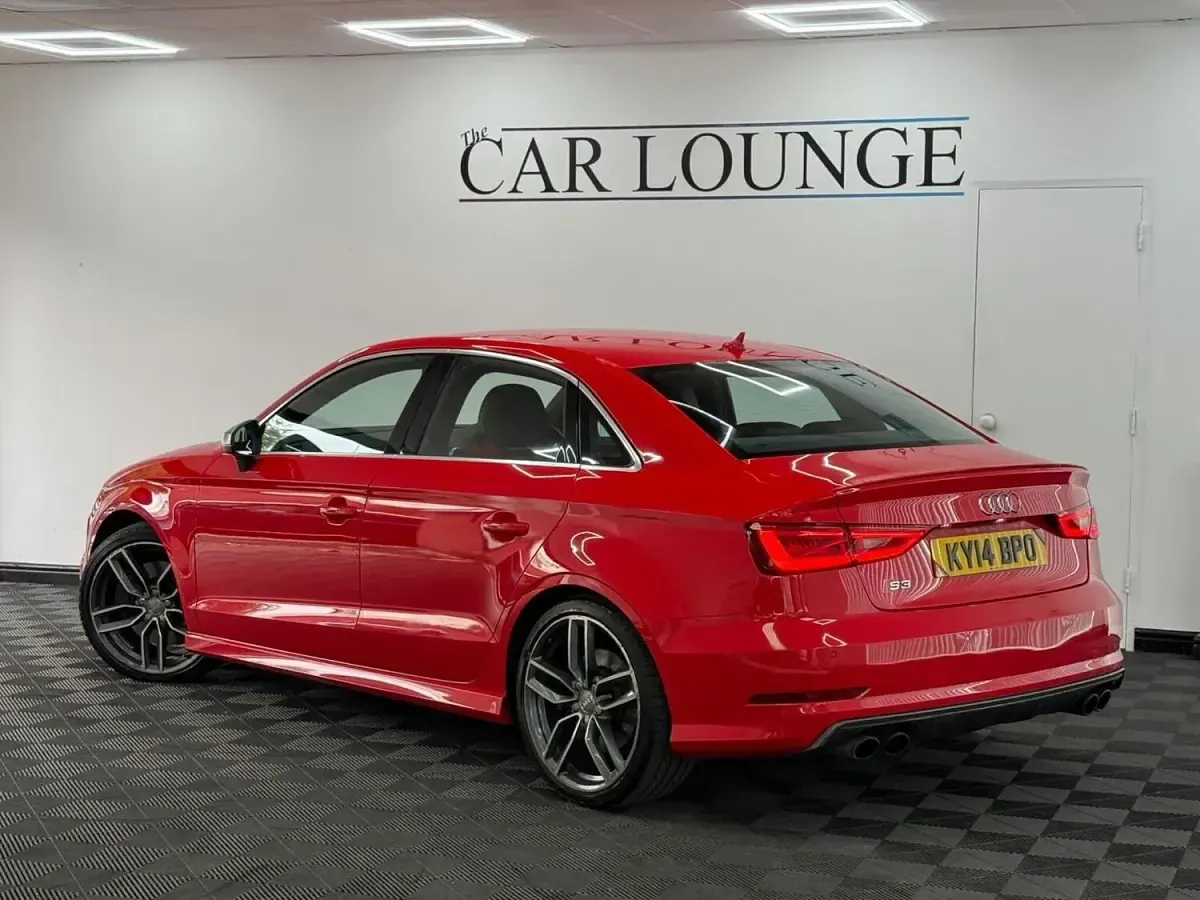 Used Audi S3 Design 300 HP (220 kW) 2014 Red Sedan