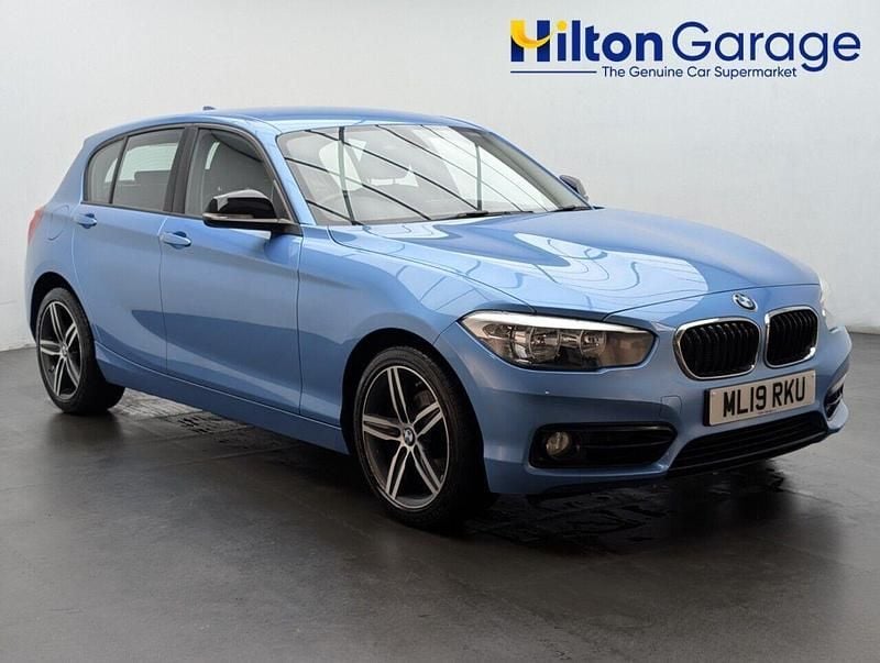 Blue Used 2019 BMW 118 Sport Line Hatchback | £13,350 (Good price) - Image 1/4