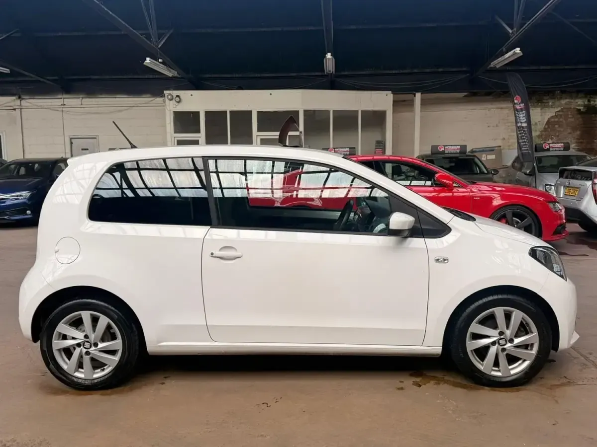 Usado Seat Mii Sport 75 CV (55 kW) 2014 Blanco Utilitario