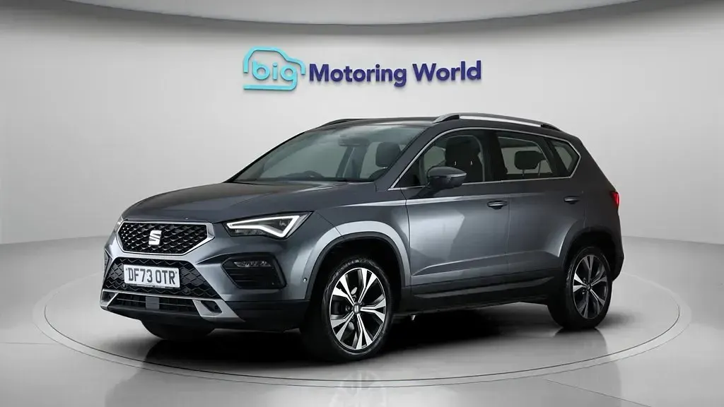 Begagnad Seat Ateca SE Technology 150 HK (110 kW) 2023 Grå SUV