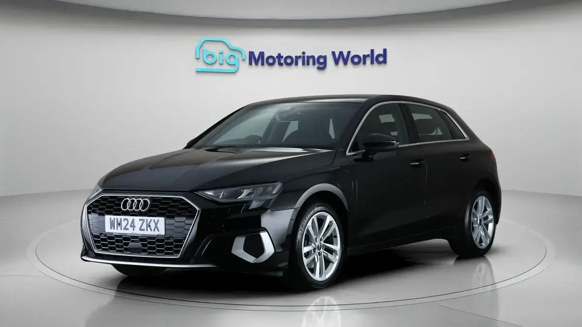 Used Audi A3 Sportback e-tron Sport 201 HP (147 kW) 2024 Black Hatchback