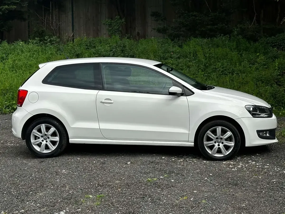 Used VW Polo Match 60 HP (44 kW) 2012 White Hatchback