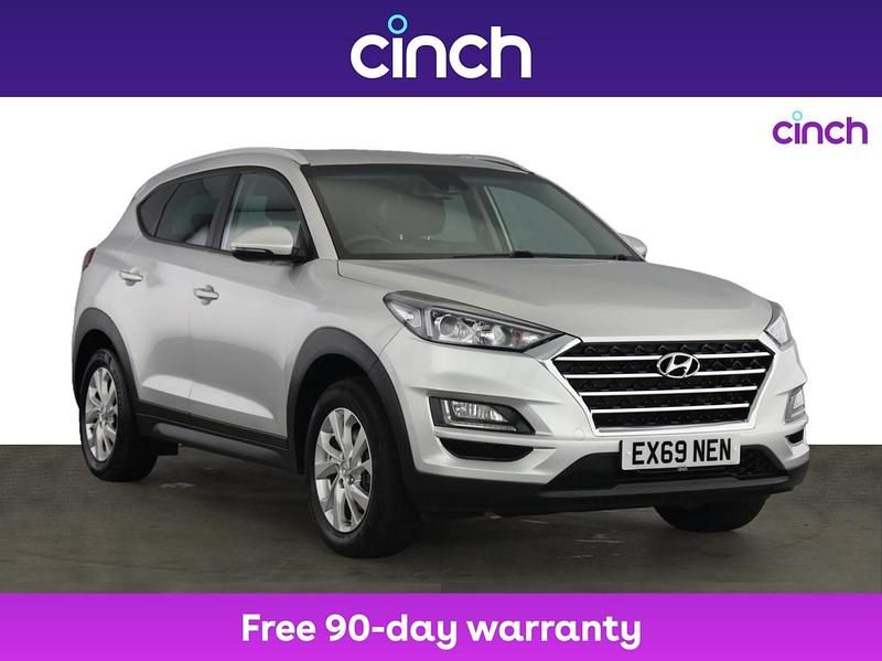 Silver Used 2019 Hyundai Tucson SE SUV | £13,129 (Good price) - Image 1/3