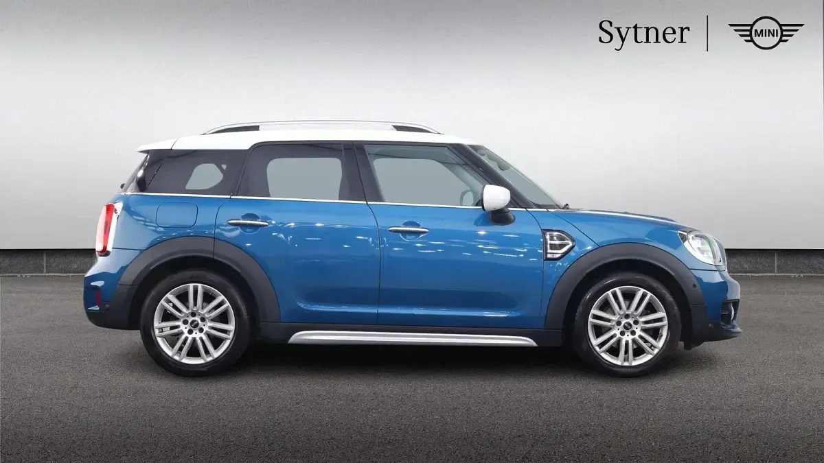 Used Mini Cooper Countryman Exclusive 136 HP (100 kW) 2019 Blue SUV