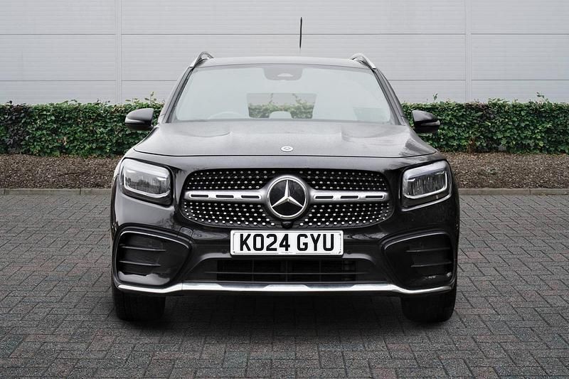 Used Mercedes GLB200 Executive 150 HP (110 kW) 2024 Black SUV
