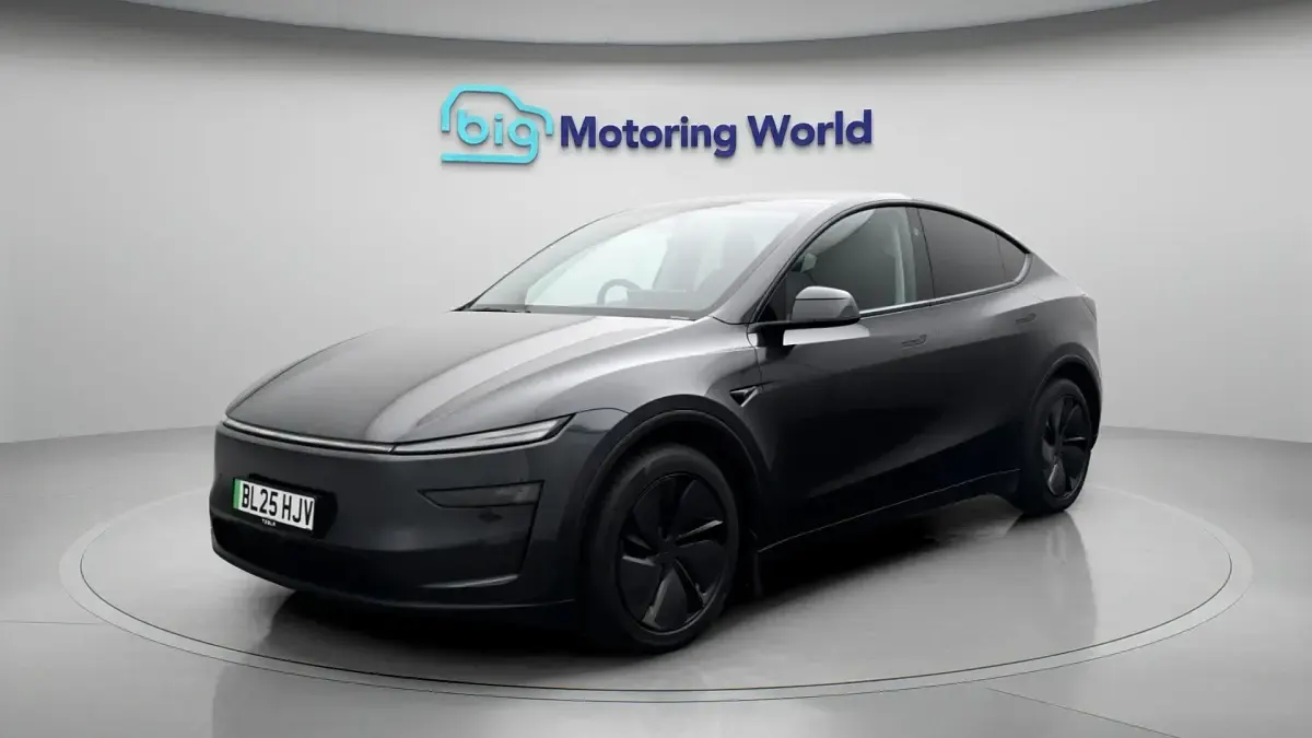 Used Tesla Model Y RWD 219 kW (299 HP) 2025 Grey SUV