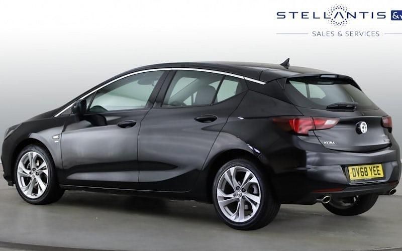 Used Vauxhall Astra SRi 200 HP (147 kW) 2019 Hatchback