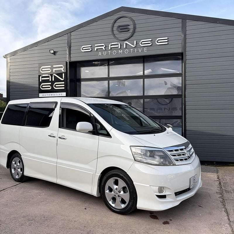 Usado Toyota Alphard 2021 Branco Monovolume