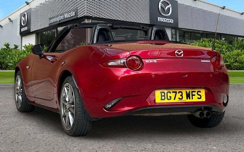 Usado Mazda MX5 Exclusive-Line 184 HP (135 kW) 2026 Cabrios